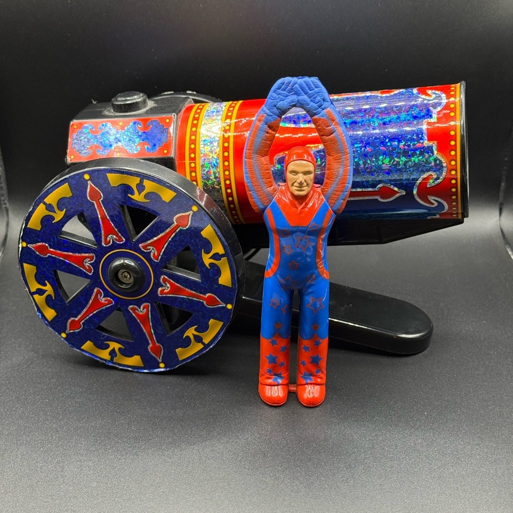 2011 Ringling Bros Barnum & Bailey Greatest Show On Earth Human Cannonball